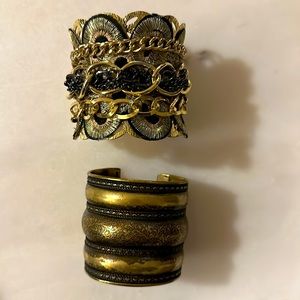 Arm cuff party. 2.4.1